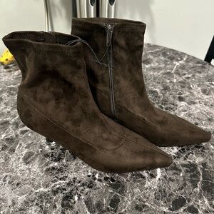 Unisa Elegant Brown Suede Ankle Boots NEW